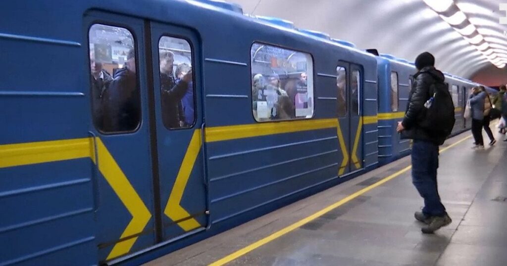 Домагання є, а покарання немає: суд Києва виніс несподіване рішення щодо інциденту в метро Домагання є, а покарання немає: суд Києва виніс несподіване рішення щодо інциденту в метро