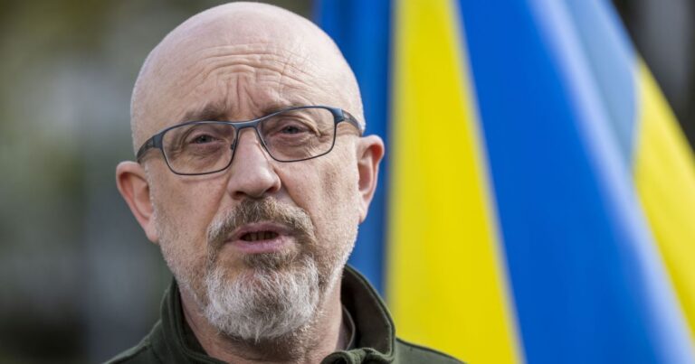 Обов’язкова мобілізація жінок: Олексій Резніков закликає Верховну Раду наслідувати приклад Ізраїлю