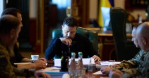 Зміни в ЗСУ: Президент Зеленський анонсував кадрові рішення та посилення обороноздатності