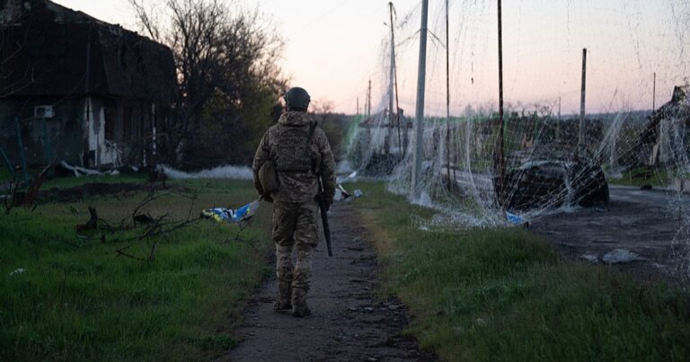 Мобілізація в Україні: як війна поглиблює розрив між бідними та заможними