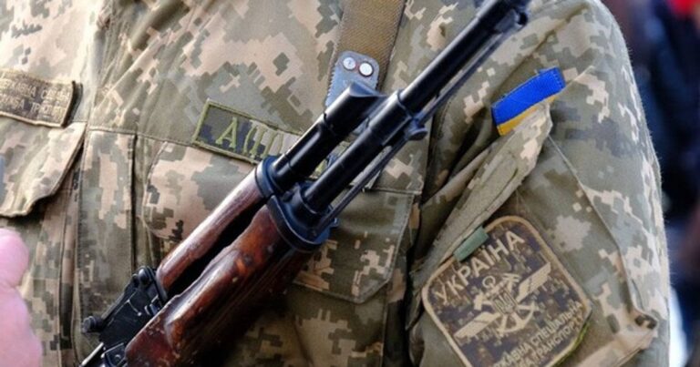 Військова пенсія по інвалідності у 2026 році: детальний розрахунок виплат за групами