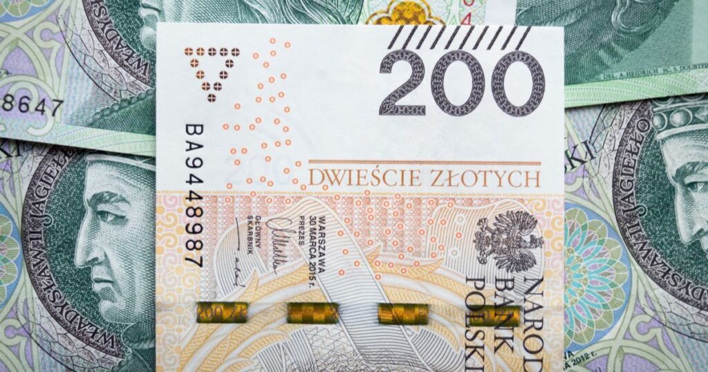 Виплати 800+ злотих – українців у Польщі попередили про дедлайн підтвердження особи до 31 серпня — Укрaїнa Виплати 800+ злотих – українців у Польщі попередили про дедлайн підтвердження особи до 31 серпня — Укрaїнa