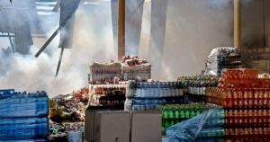 Удар по Укрпошті — у Павлограді зруйновано сортувальне депо, загинули дві працівниці — Укрaїнa