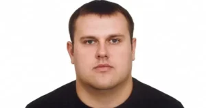 Смерть у ТЦК Коростеня — мати Стесюка розповіла свою версію і вимагає покарання — Укрaїнa