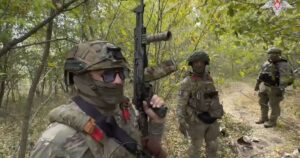 Розстріл військовополоненого на Донеччині: прокуратура розслідує воєнний злочин