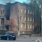 РФ вдарила по центру українського міста: 13 поранених, четверо дітей серед постраждалих