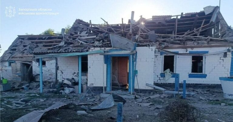Запоріжжя під ворожим вогнем: двоє загиблих від авіабомби, загроза ракетних ударів