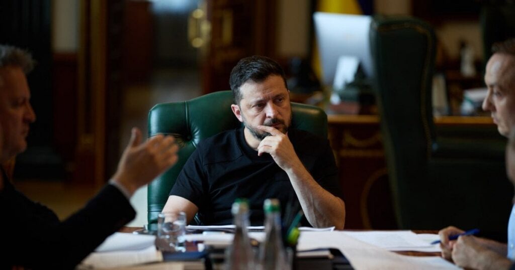 Санкції проти РФ — Зеленський доручив спецоперацію для удару по ВПК і імпорту деталей — Укрaїнa
