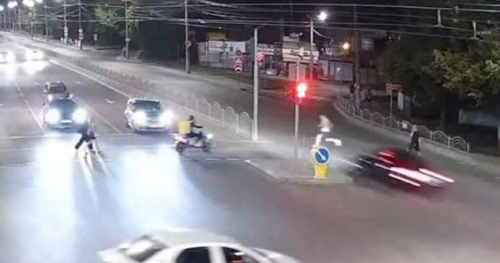 У Луцьку 19-річний водій на Audi збив підлітка на смерть: що вирішив суд (чутливе відео 18+) У Луцьку 19-річний водій на Audi збив підлітка на смерть: що вирішив суд (чутливе відео 18+)