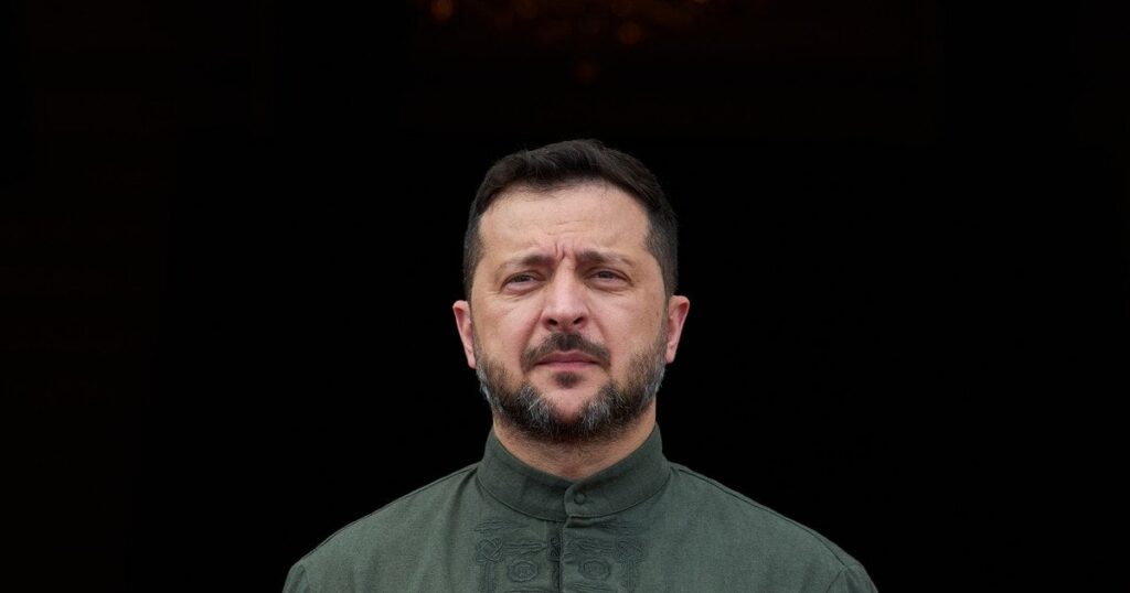 "Путін смертний": Зеленський у День Незалежності зробив жорстку заяву про президента РФ "Путін смертний": Зеленський у День Незалежності зробив жорстку заяву про президента РФ