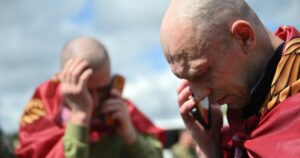 "Як сон": перші емоції звільнених з полону українських захисників (фото, відео)