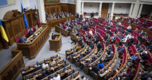 Нові обличчя у Верховній Раді: Присяга двох народних депутатів від “Слуги народу”