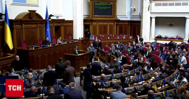 Андрій Жупанин: Нардеп складає мандат задля підготовки енергетики до найскладнішої зими