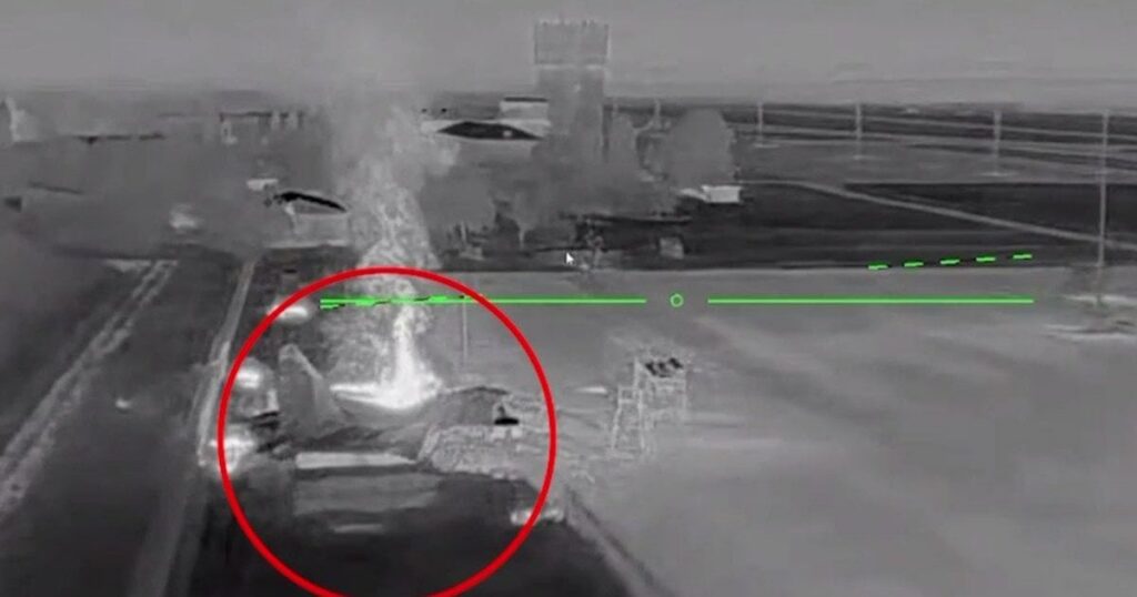 Су-33, МіГ-29, "Оріон" і С-400: "Мадяр" показав підпал російської авіації Су-33, МіГ-29, "Оріон" і С-400: "Мадяр" показав підпал російської авіації
