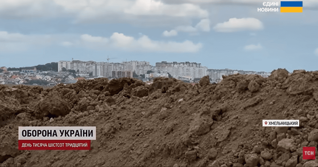 Підземні "енергоострови" та світло зі сміття: як два українські міста готуються до зими (фото, відео) Підземні "енергоострови" та світло зі сміття: як два українські міста готуються до зими (фото, відео)
