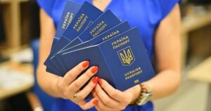 Як посвідчити особу під час оформлення паспорта громадянина України