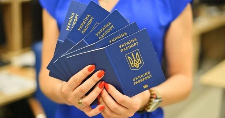 Як посвідчити особу під час оформлення паспорта громадянина України