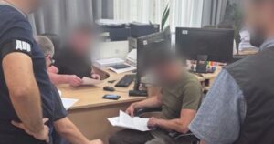 «Схоже, не остання підозра»: екскомандувач логістики ПС ЗСУ «нажив» квартир і машин на понад 20 млн грн