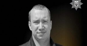 «Смерть ходила за ним по п’ятах»: емоційне звернення дружини загиблого на забігу поліцейського до влади