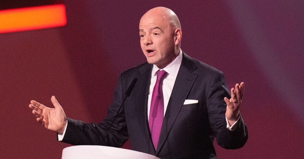 ФІФА скасувала скандальні плани з продажу прав на чемпіонат світу приватним інвесторам ФІФА скасувала скандальні плани з продажу прав на чемпіонат світу приватним інвесторам