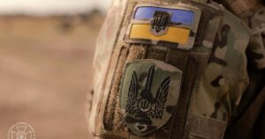 Виснаження та безлад: сестра військового 121-ї бригади про критичну ситуацію на позиціях