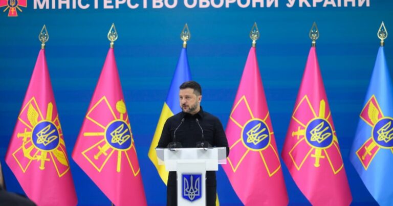 Зростання Витрат на Оборону: Як Україна Знаходить Кошти для Сил Оборони