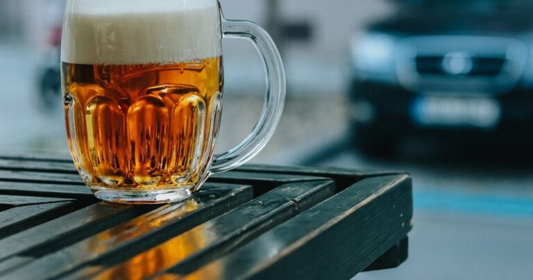 Де у світі найбільше люблять пиво: неочікувані лідери споживання та виробництва