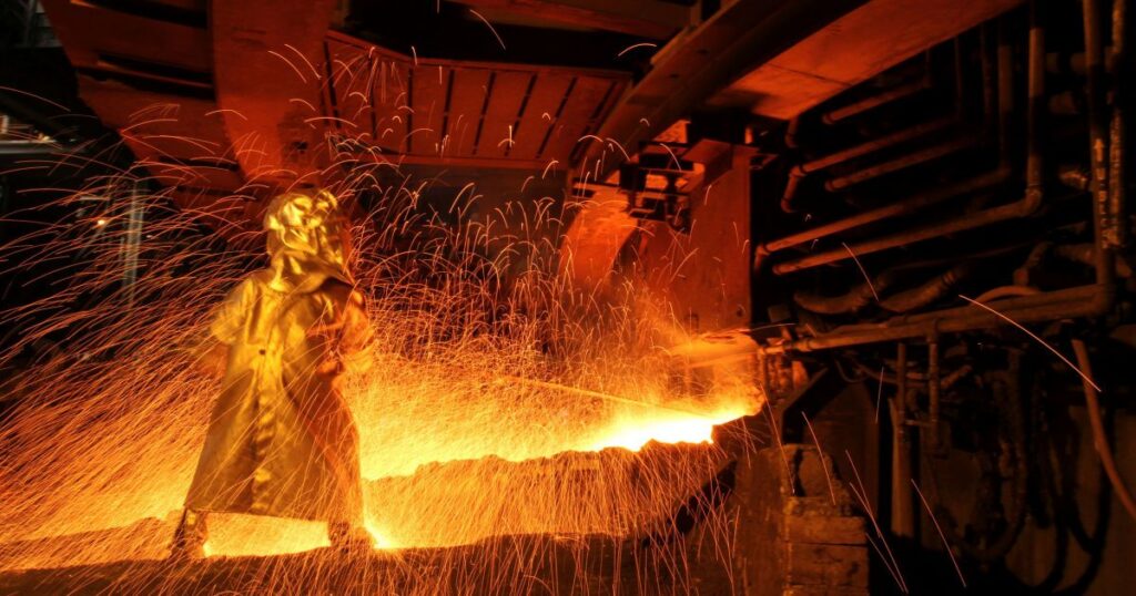 Українська металургія на межі системної зупинки: під загрозою — 72% виробництва сталі — ЗМІ — Гроші