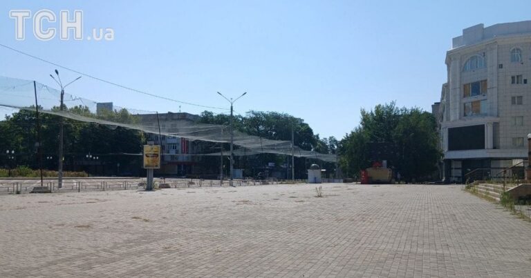 Наслідки атаки на Херсонську ТЕЦ: містянам радять виїжджати через ризик тривалих відключень світла і тепла