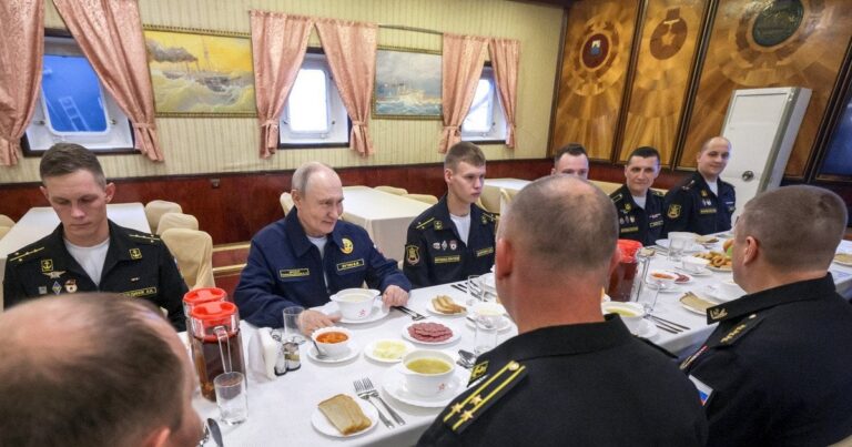 Путін на Курилах: Заяви, протести Японії та три несподівані цілі візиту