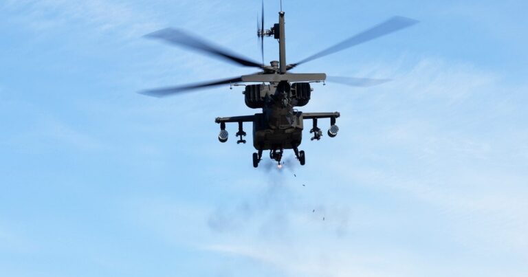 Трагічна аварія: ударний гелікоптер Apache розбився в Техасі, загинули обидва пілоти