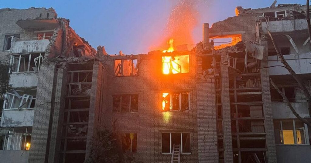 Пожежа в будинку – що робити, якщо вас заблокував вогонь — Укрaїнa Пожежа в будинку – що робити, якщо вас заблокував вогонь — Укрaїнa