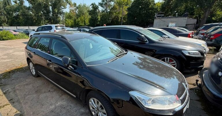 Викрадення Авто в Києві: Військовий Намагався Продати Викрадений Citroën
