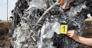 Знайдена “чорна скринька” МіГ-29: ДБР встановлює причини падіння винищувача на Одещині