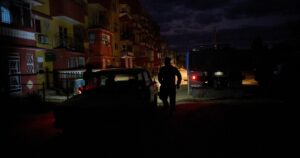 Масштабне Відключення Електроенергії на Кубі: Країна Занурилася в Темряву