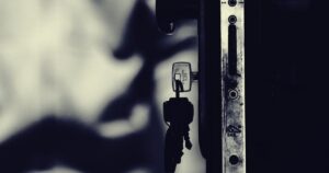 Ліпнина, золота сантехніка та басейн: реальні ціни на будинки на Львівщині