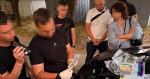Офіцер ВСП у Дергачах вимагав $10 тисяч у СЗЧівця, називаючи це донатом на ЗСУ — Укрaїнa