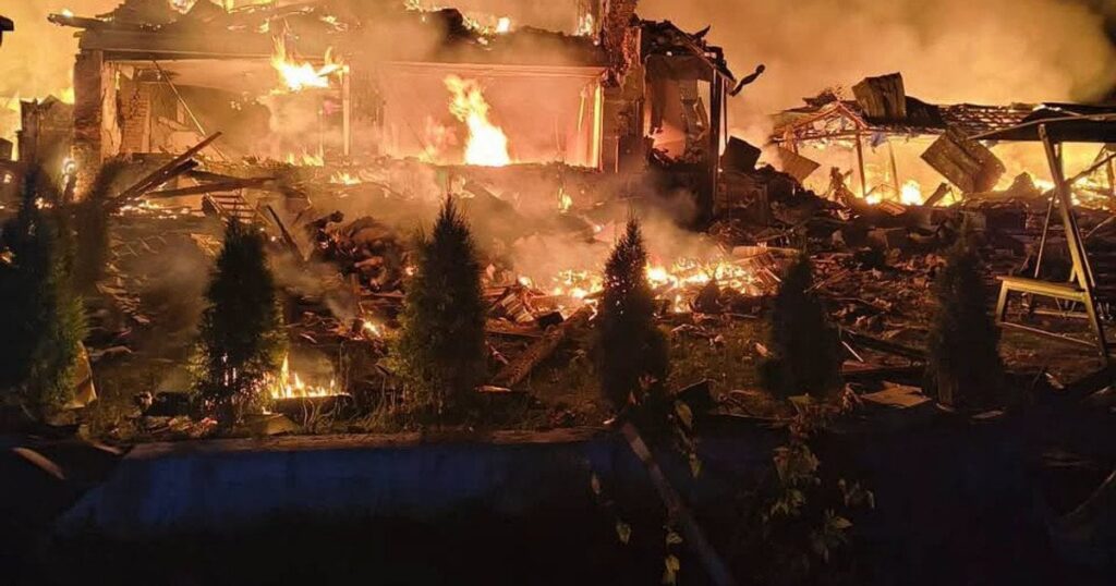 "Навіть безневинне дитя": сільський голова емоційно відреагував на смертельну атаку РФ "Навіть безневинне дитя": сільський голова емоційно відреагував на смертельну атаку РФ