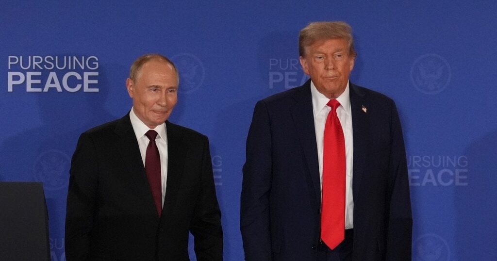 Трамп назвав умову нової зустрічі з Путіним щодо війни в Україні — Політика