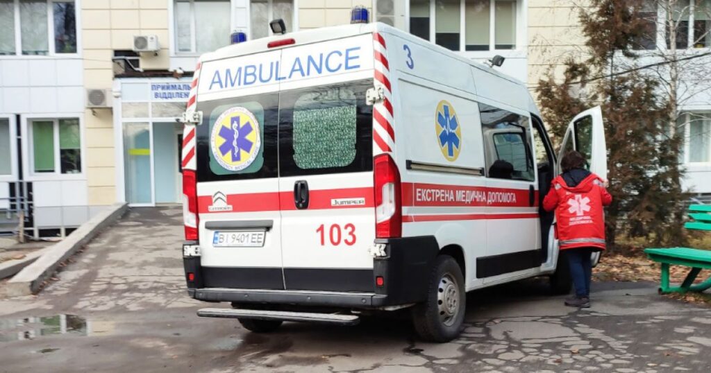 Масований удар по Київщині: в Борисполі поранена дворічна дитина Масований удар по Київщині: в Борисполі поранена дворічна дитина