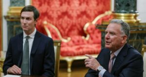 Візит кураторів переговорів: Зеленський анонсує новий формат діалогу