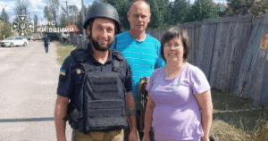 Порятунок життя: Як рятувальники на Київщині витягли з пастки собаку, за якого хвилювалося ціле село