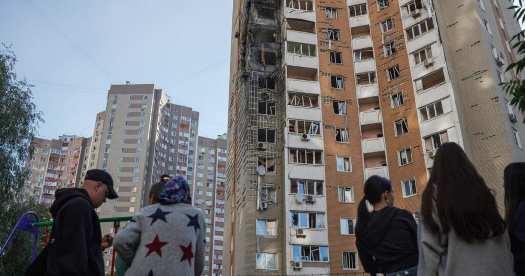 "Ракетний і дроновий терор не зійде Росії з рук": Зеленський зробив заяву після ворожих ударів "Ракетний і дроновий терор не зійде Росії з рук": Зеленський зробив заяву після ворожих ударів