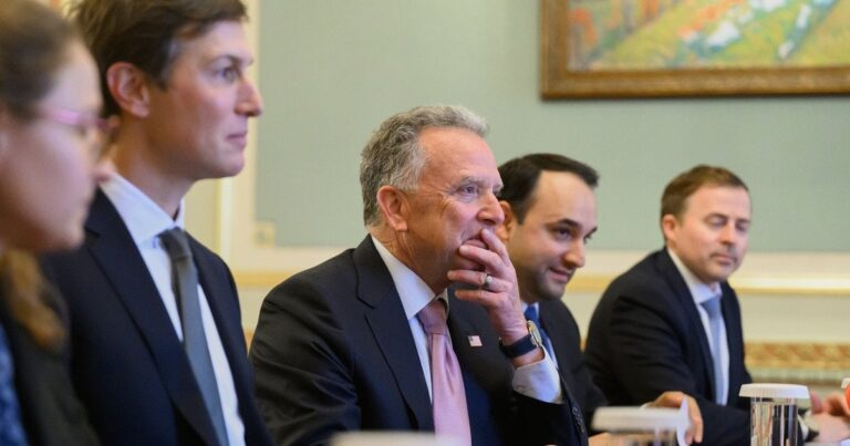 Вашингтон: Наближається Новий Раунд Переговорів США, Росії та України – Ключові Тижні для Мирного Плану