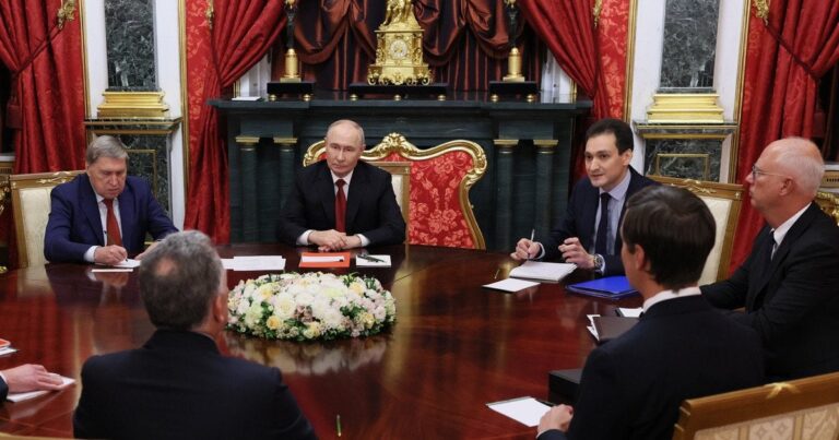 Переговори про мир в Україні: Віткофф і Кушнер зустрілися з Путіним у Кремлі