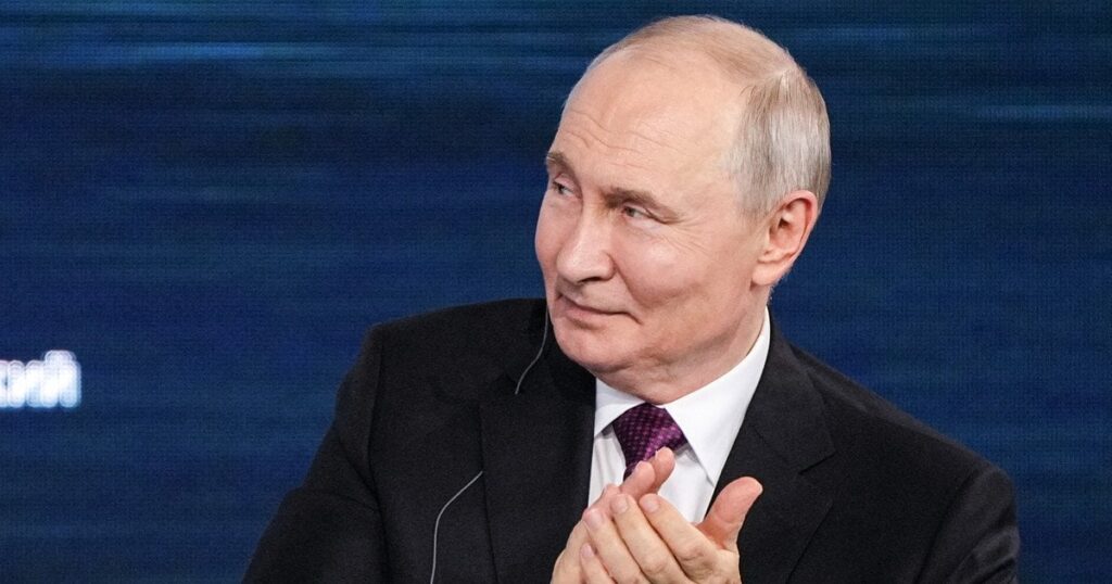 Мирні переговори - Пєсков зухвало нагадав про ультиматуми Путіна для закінчення війни — Політика Мирні переговори - Пєсков зухвало нагадав про ультиматуми Путіна для закінчення війни — Політика