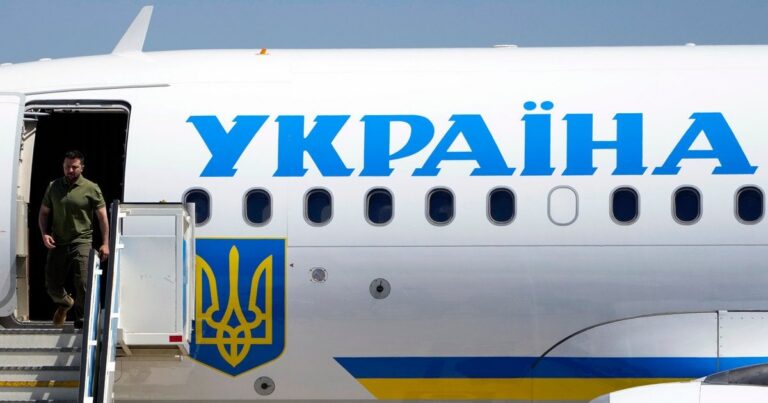Небезпечний інцидент у Молдові: дрон ледь не збив літак Зеленського, розслідують причетність Росії