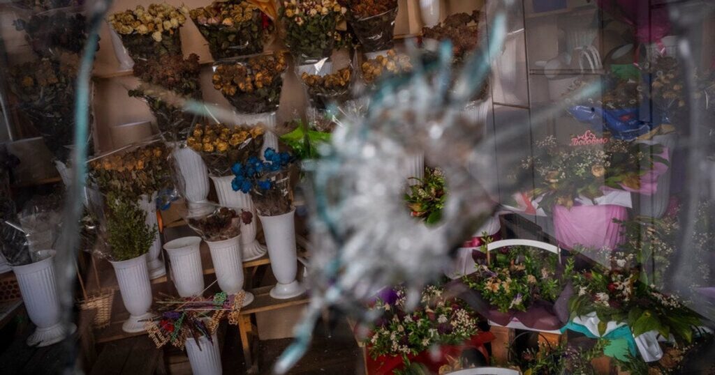 Росія вдарила по одному з найбільших ринків України: що відомо (відео) Росія вдарила по одному з найбільших ринків України: що відомо (відео)