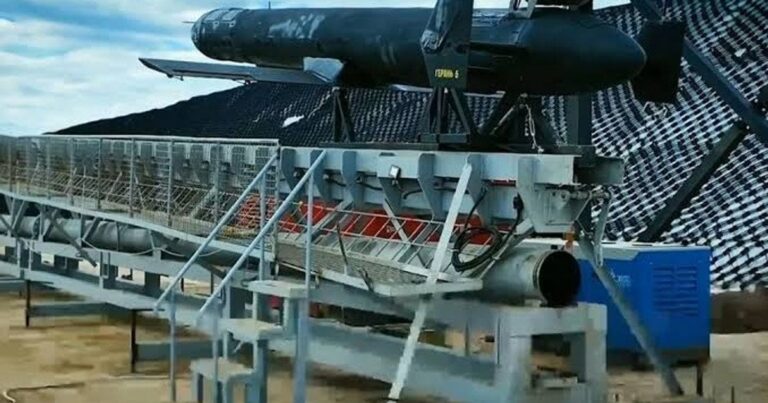 Україна вражає російський “дронпорт”: Супутникові знімки підтверджують успішну атаку