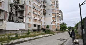 К КАБом по Херсону: Руйнівні Наслідки Атаки та Жертви Серед Мирного Населення